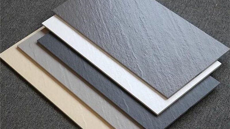 全瓷墙砖与半瓷墙砖：地暖环境下的适用性分析